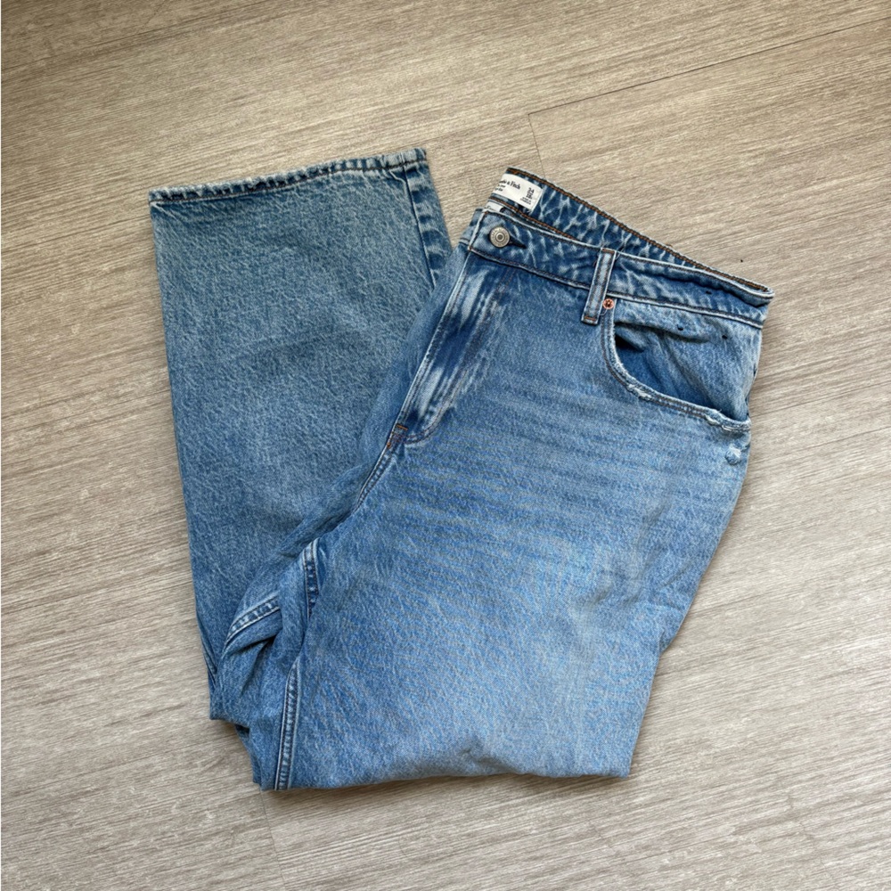 Abercrombie & Fitch Curve Love‎ “The Loose” Jeans Size 34/18 SHORT